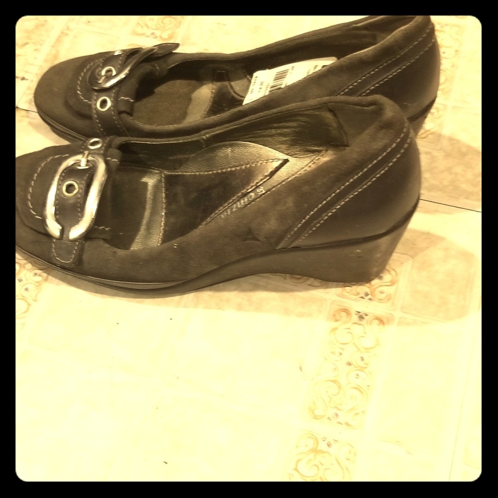 Vera pelle wedge shoe